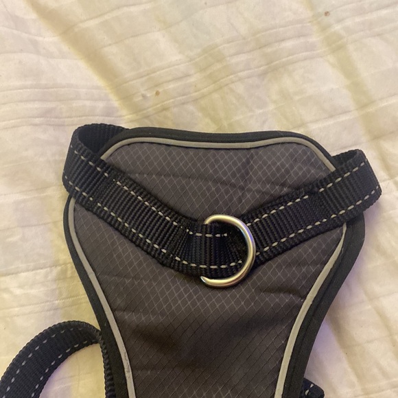 Medium dog harness,by boots and barley slightly. Used not abused.Good condition - Picture 5 of 5